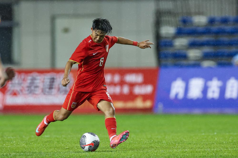 塔帅：我会联系温格但没那么频繁；每次听助威歌都起鸡皮疙瘩