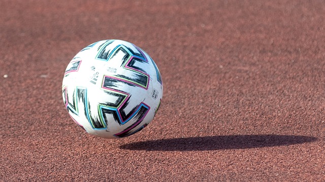 足以说明他 足以说明他